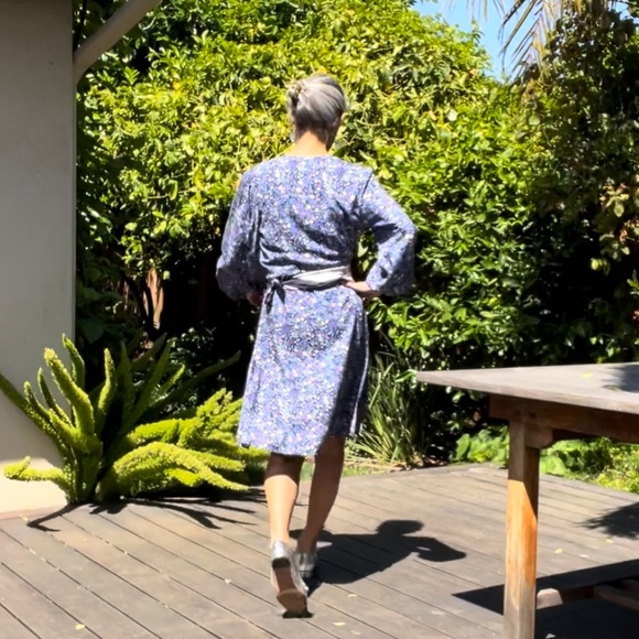 Blue flower midi dress - Picture 7 of 12